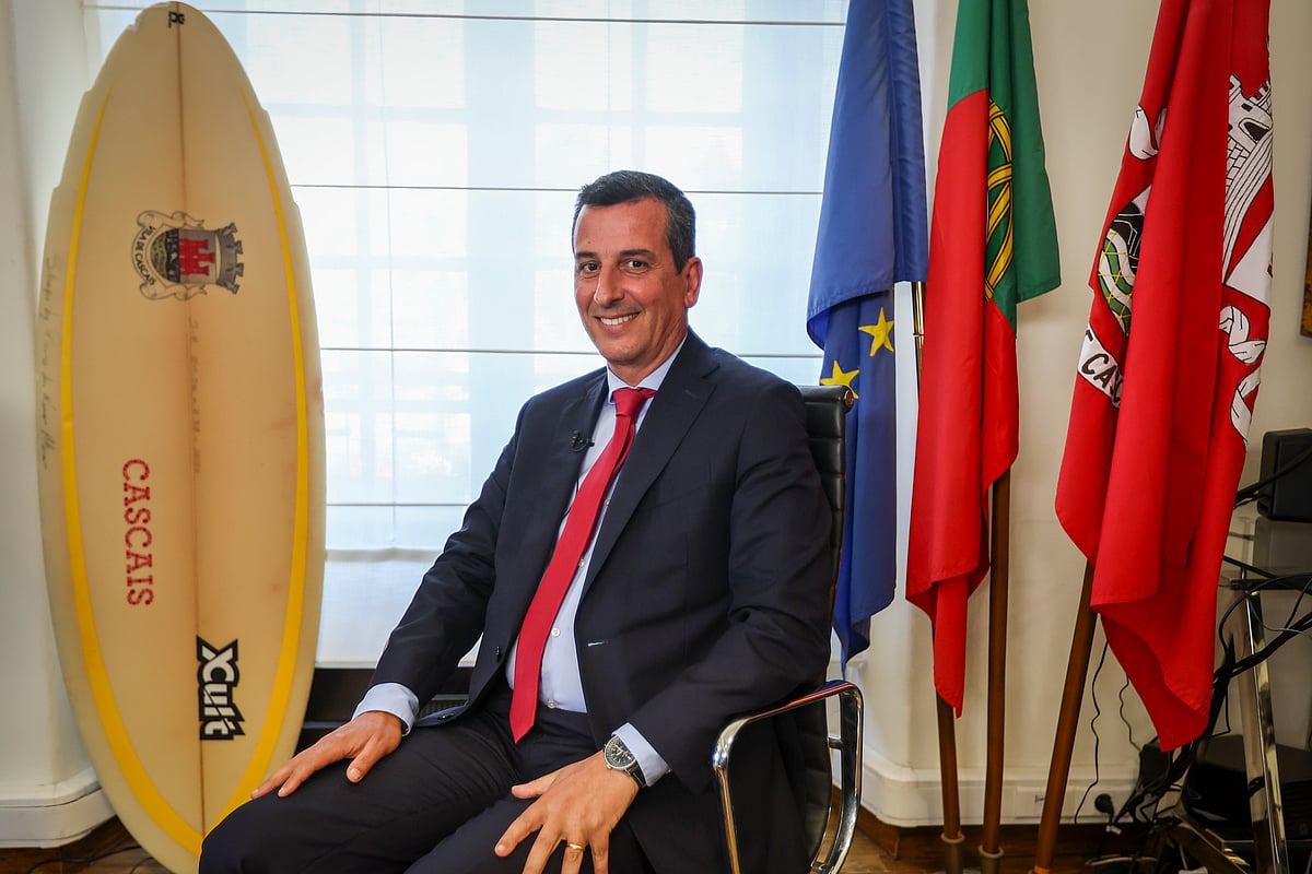 Ad - psd-cds nuno piteira lopes: "a minha obrigação é escolher os melhores para trabalharem a bem de cascais" 2026 06052026 paulo spranger560608 ad - psd-cds em que é que os objetivos que apresentou ao candidatar-se à câmara de cascais ficaram mais fáceis com a entrada do... Iustitia. Bg nuno piteira lopes: "a minha obrigação é escolher os melhores para trabalharem a bem de cascais" 2026 2026-05-11 08:42:29 justiça - iustitia. Bg ad - psd-cds