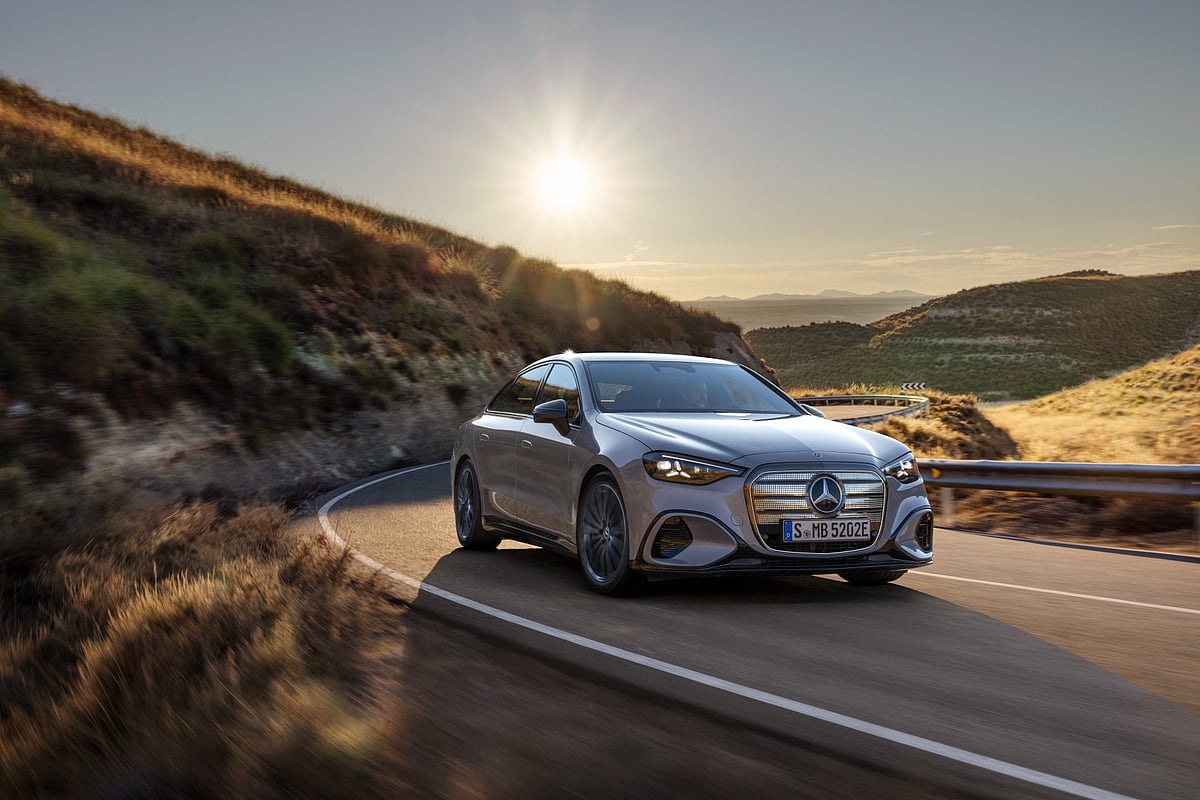 Mercedes-Benz opens orders for the new electric C-Class 400 4Matic