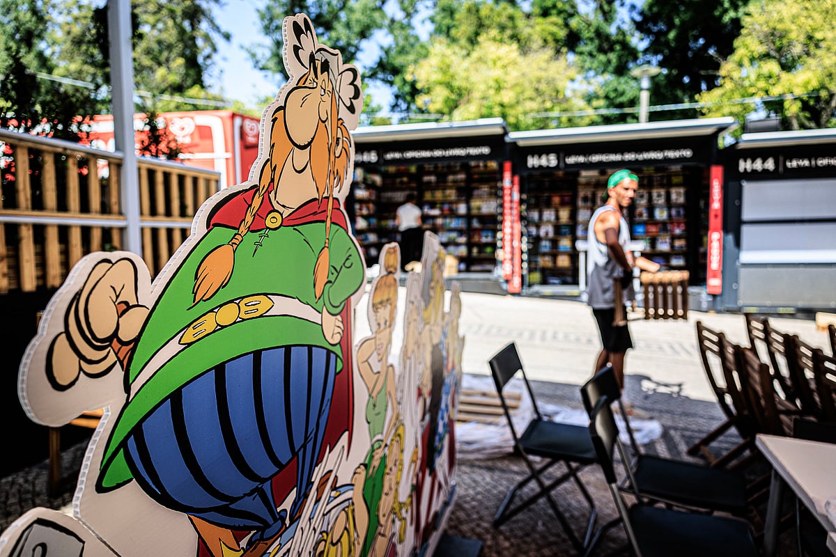 Primeiro fim de semana da Feira do Livro. Há livros, debates, música e cinema