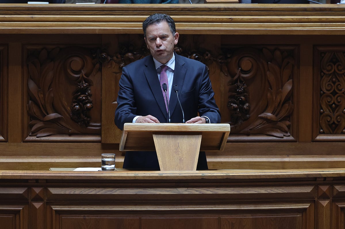 Fortnightly debate: Montenegro says MPs will choose whether to stand 'on the side of stagnation' regarding the Labour Package
