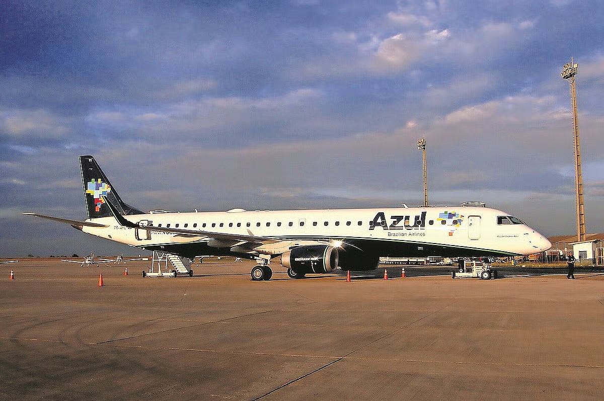 Azul celebrates one year of operations between Porto and Recife