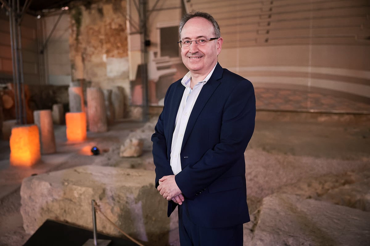"Como é possível que há 2000 anos já se falasse dos problemas que temos hoje?"