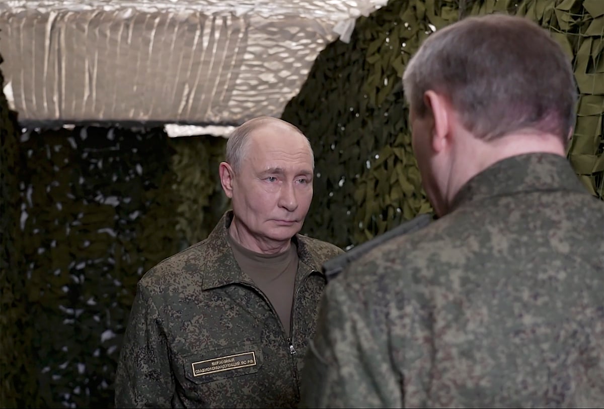 Trump ofereceu a Putin ajuda para "saída rápida" da guerra