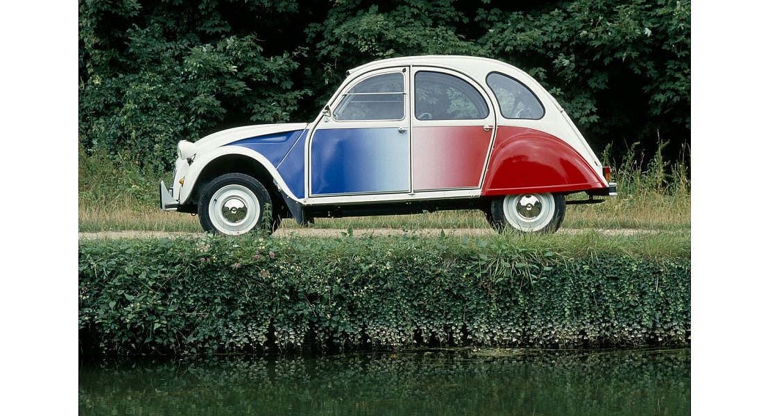 Futebol reencarnou num 2 CV há 40 anos