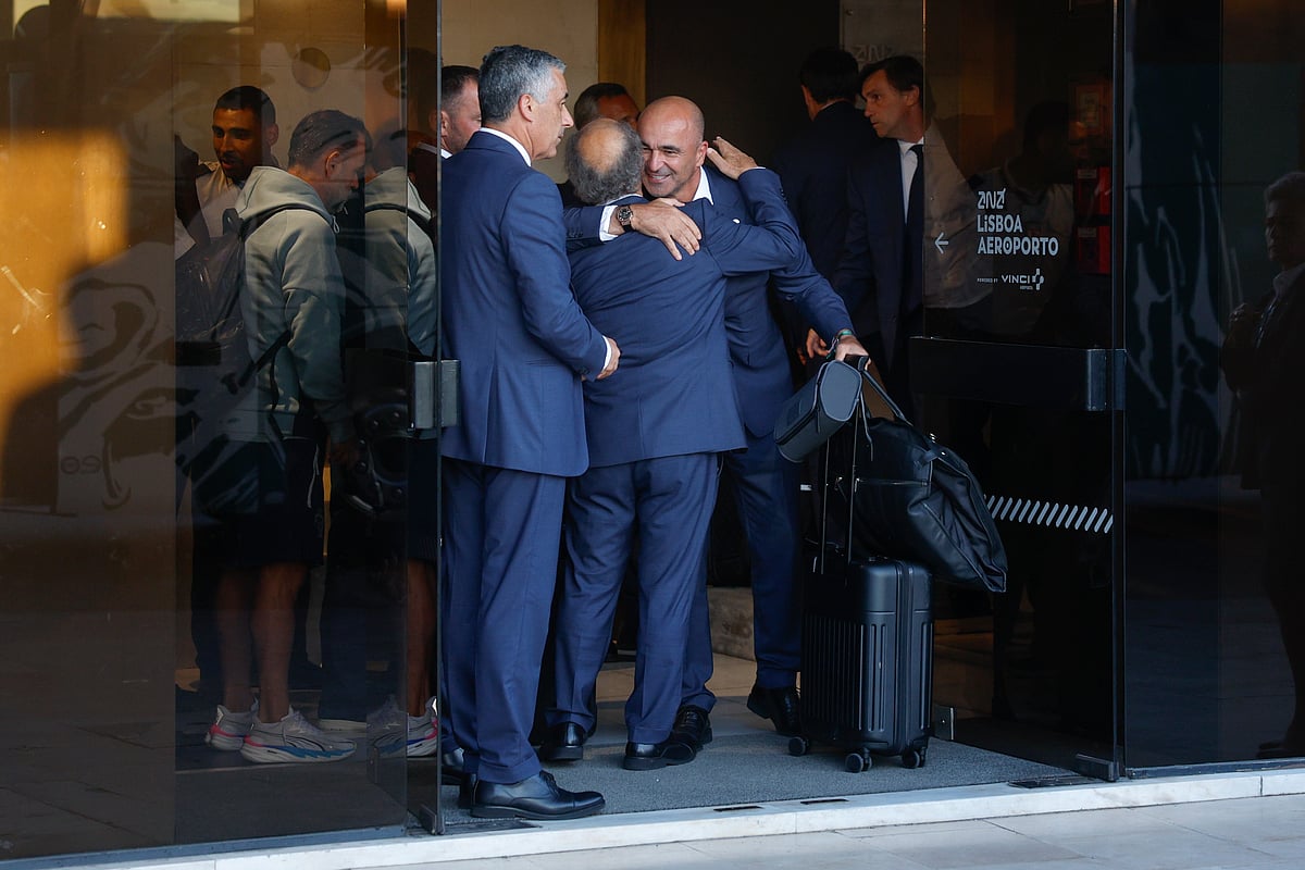 Federação Portuguesa de Futebol oficializa saída de Roberto Martínez