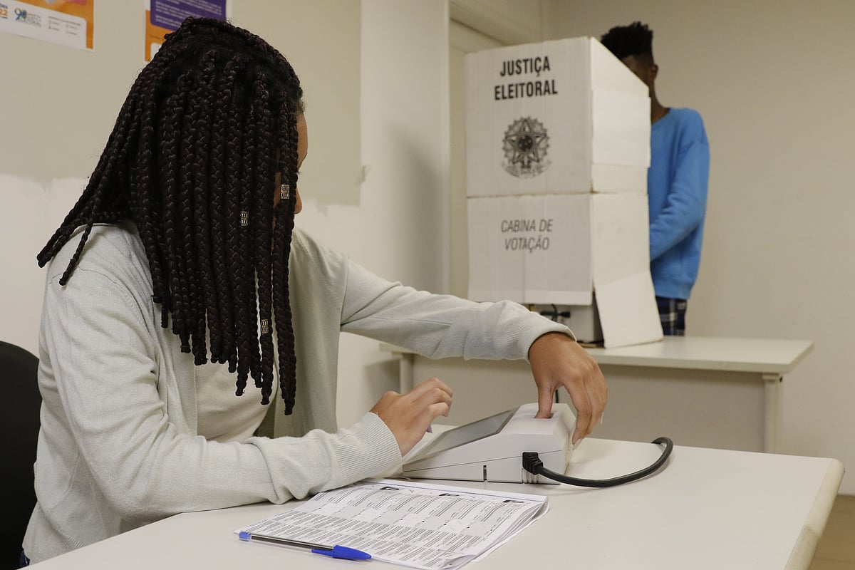 Inscrições para mesários e voluntários nas eleições presidenciais do Brasil encerram em breve