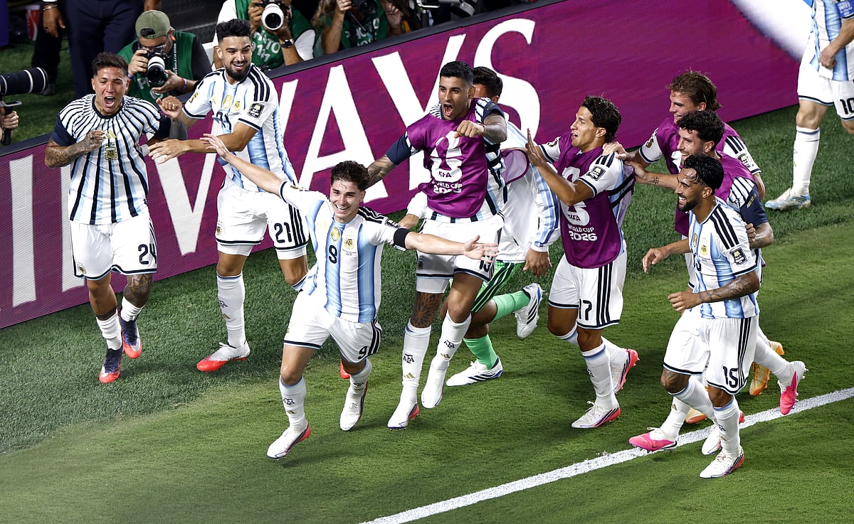 Argentina vence Suíça no prolongamento e está nas meias-finais do Mundial