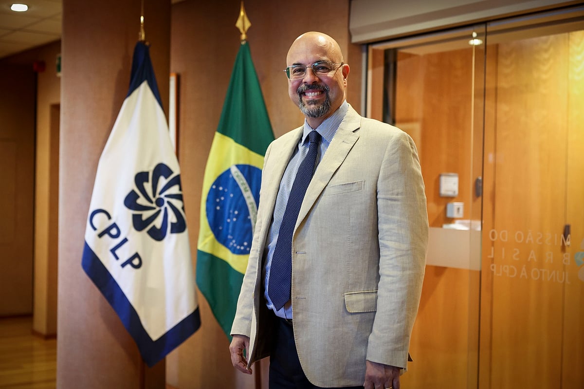 30 anos da CPLP. "Participação ativa do Brasil é fundamental", diz embaixador da missão brasileira