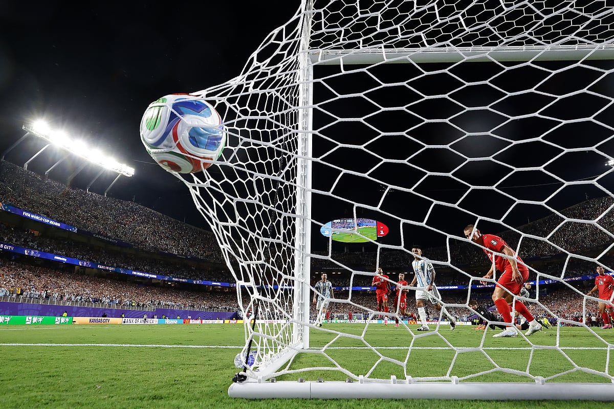 A lei dos mais fortes: 36 anos depois as quatro primeiras do ranking FIFA jogam as meias-finais do Mundial