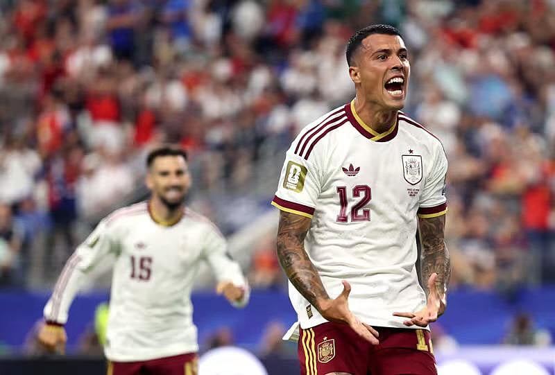 Espanha está na final do Mundial 16 anos depois
