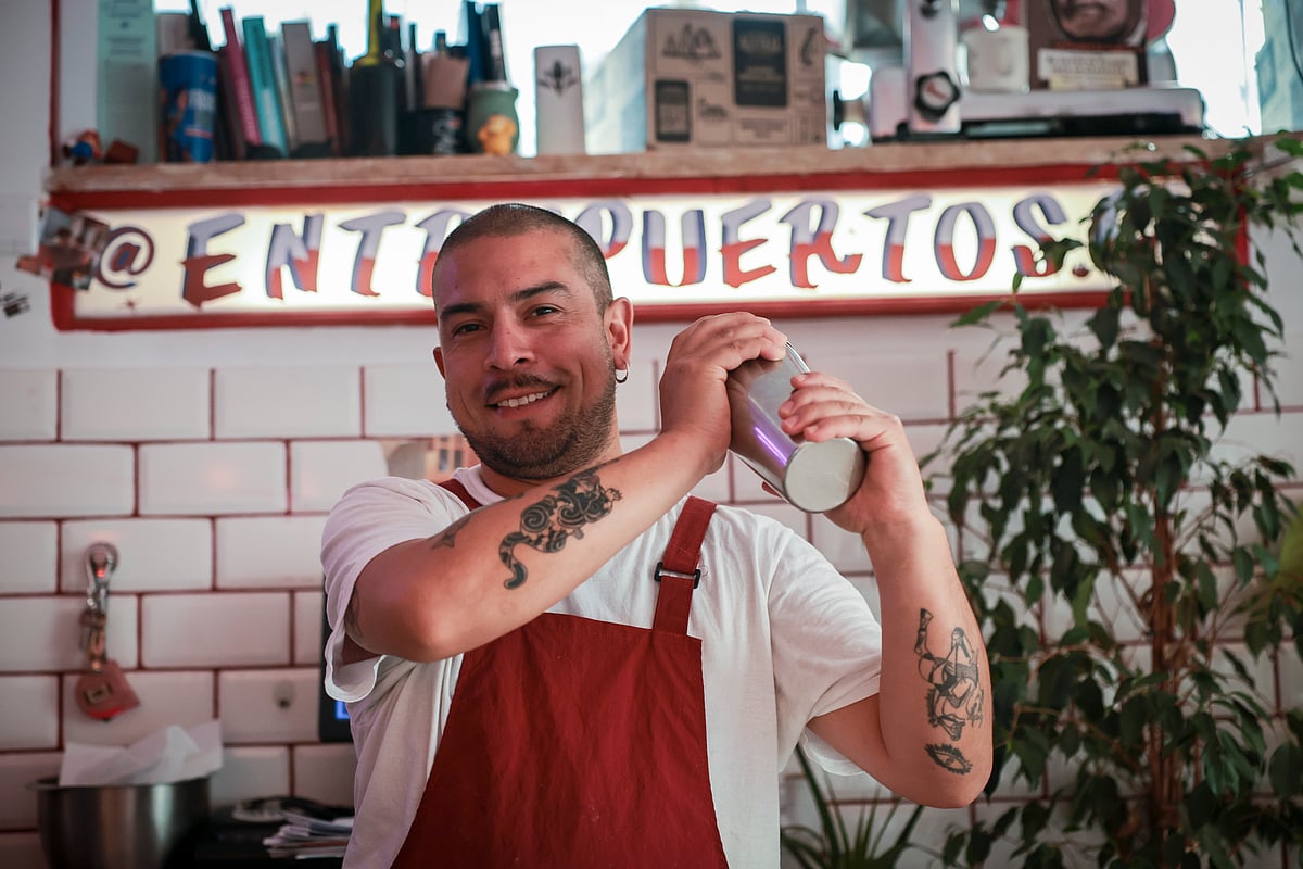 Entre Puertos: as viagens que levaram Sergio Palacios a trazer a gastronomia chilena para Lisboa