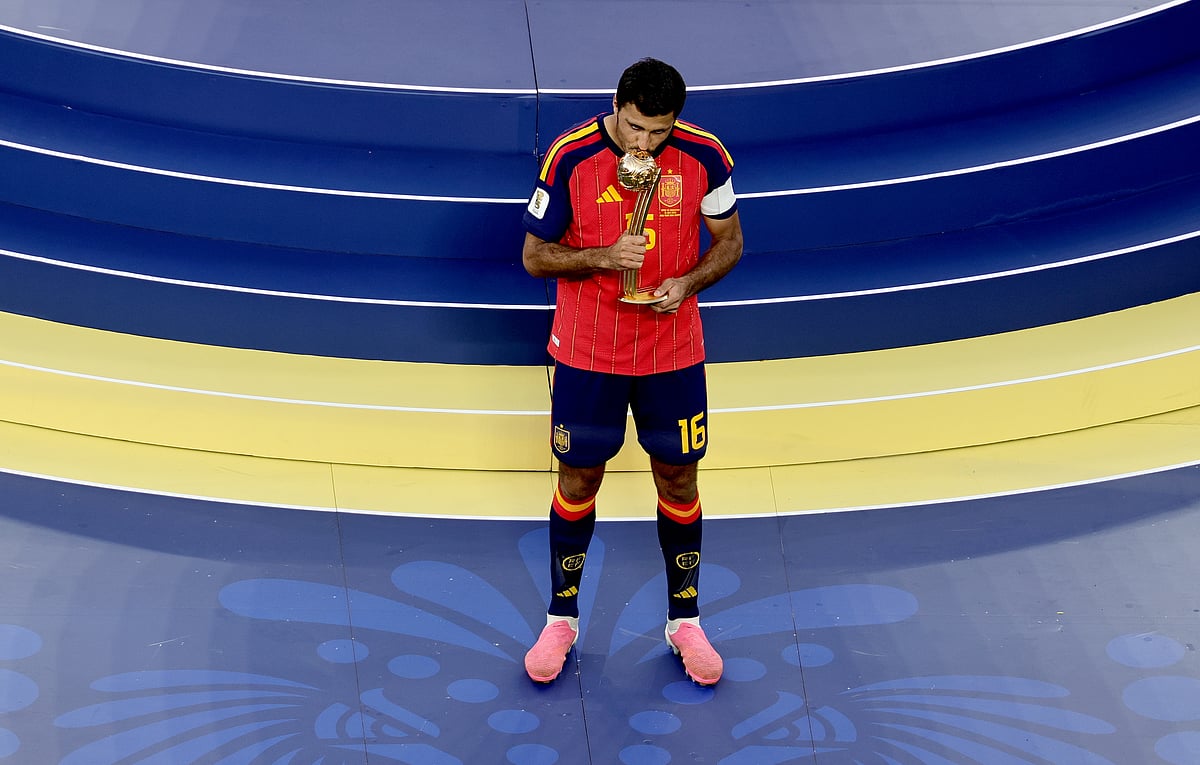 Rodri rouba título e Bola de Ouro do Mundial que parecia destinada a Messi