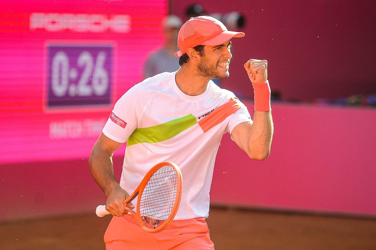 Burruchaga eliminou Wawrinka e marcou encontro com Nuno Borges na segunda ronda do Estoril Open