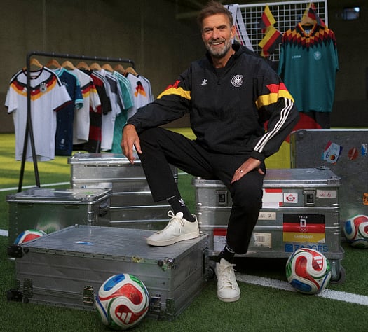 Jürgen Klopp oficializado como selecionador de futebol da Alemanha