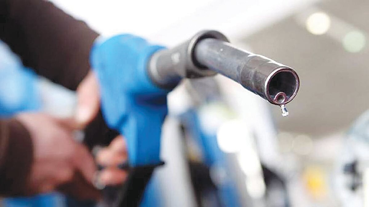 Preço eficiente cai para 1,993 euros na gasolina e sobe para 2,121 euros no gasóleo