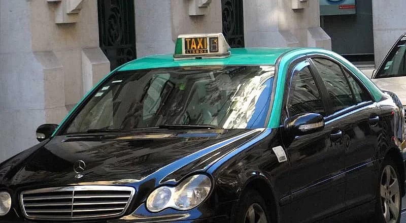 Governo prevê até 2,2 milhões de euros para logística urbana, mobilidade escolar e táxis