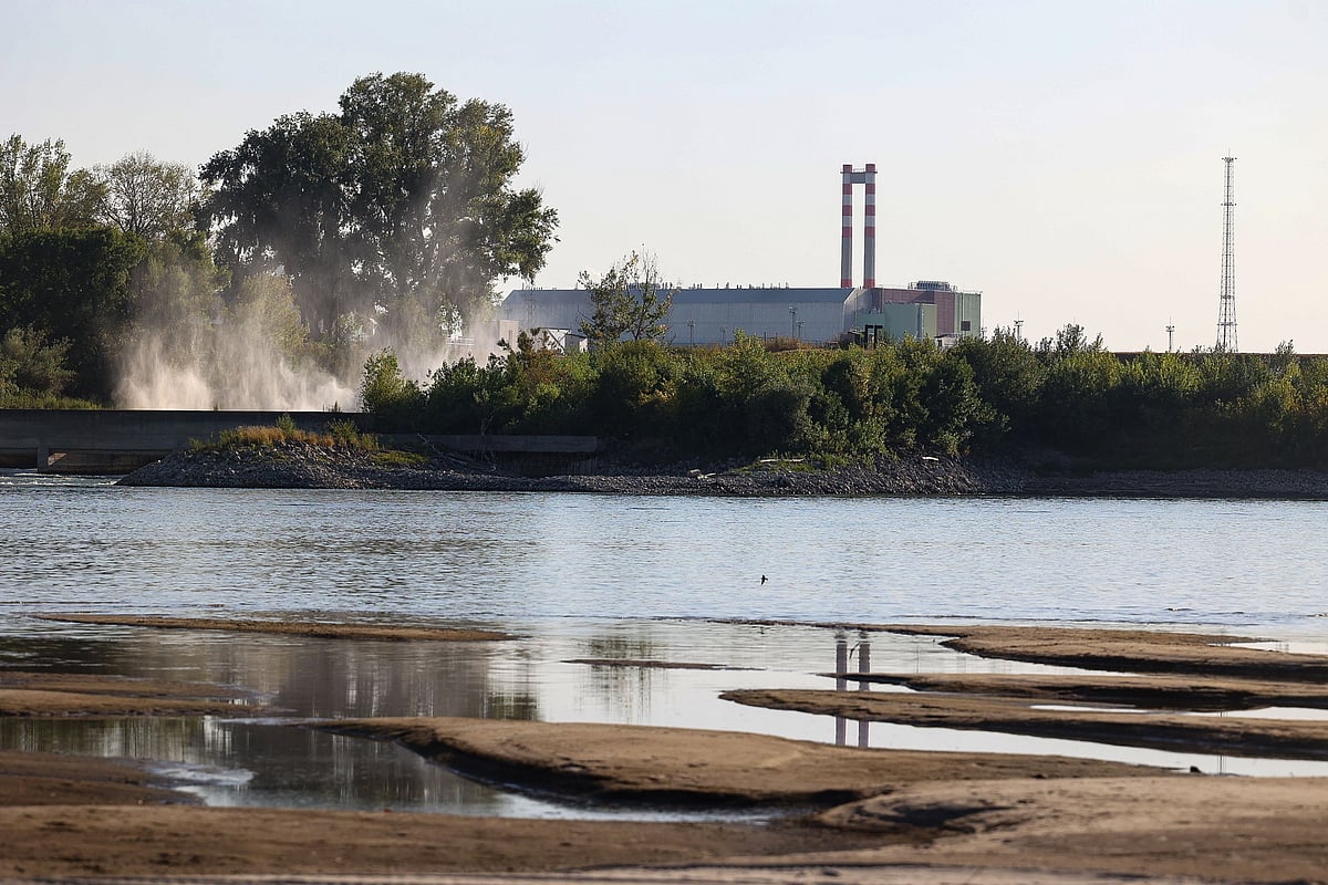 Descida histórica do caudal do Danúbio obriga Hungria a fechar central nuclear e enfrentar crise energética