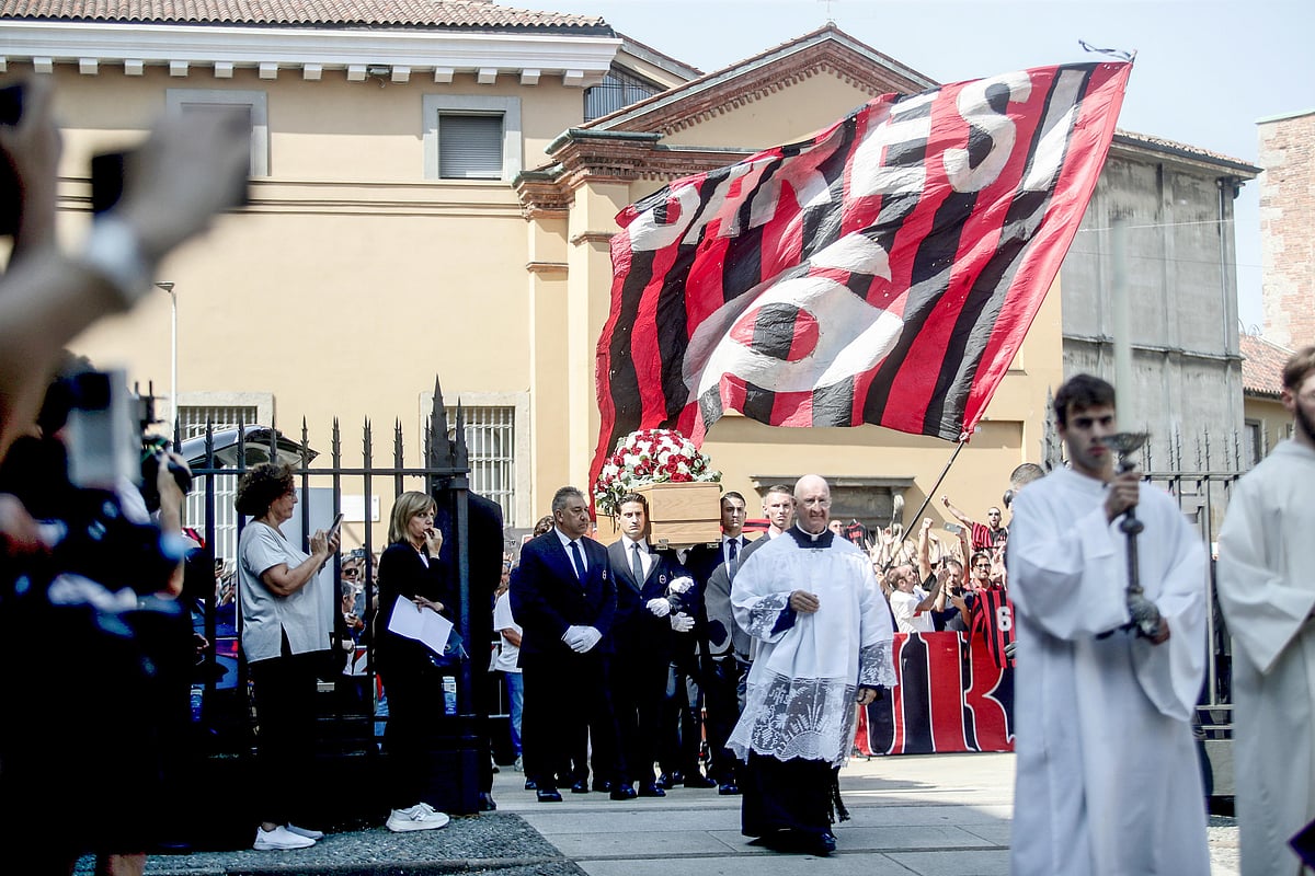 As imagens do último adeus a Franco Baresi