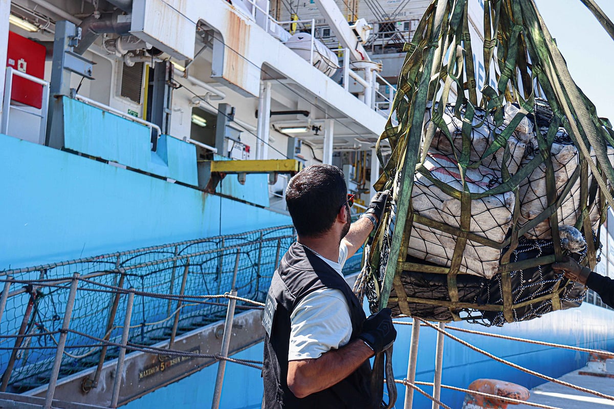 PJ apreende cinco toneladas de cocaína em navio porta-contentores