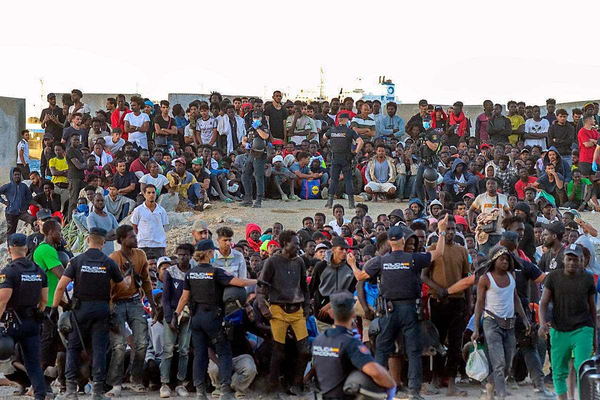 Extremos tocam-se. Vox e Sumar concordam em pedir a exclusão de Marrocos da organização do Mundial 2030