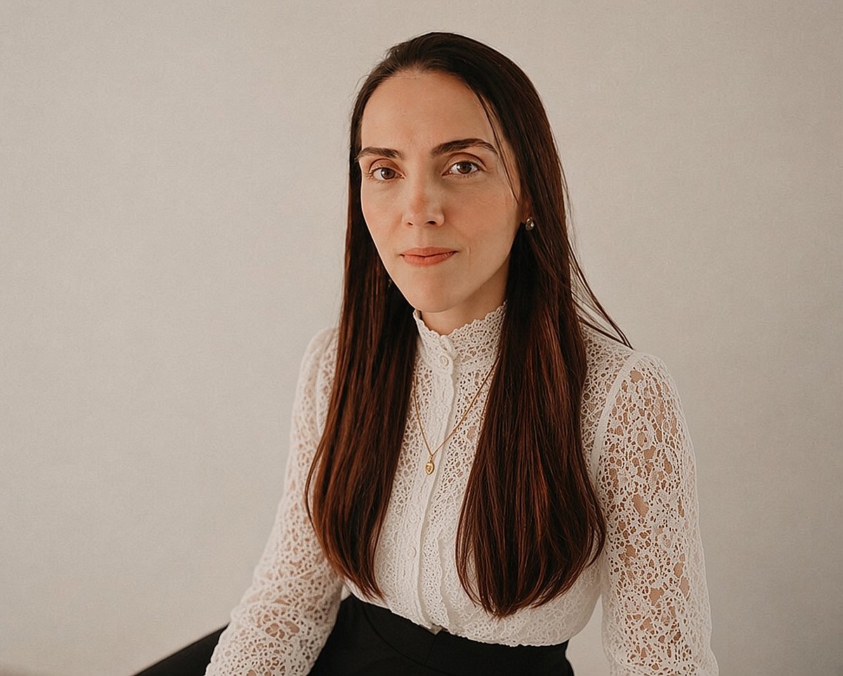 Brazilian woman discovers she is a descendant of King John VI's librarian and turns family history into a book