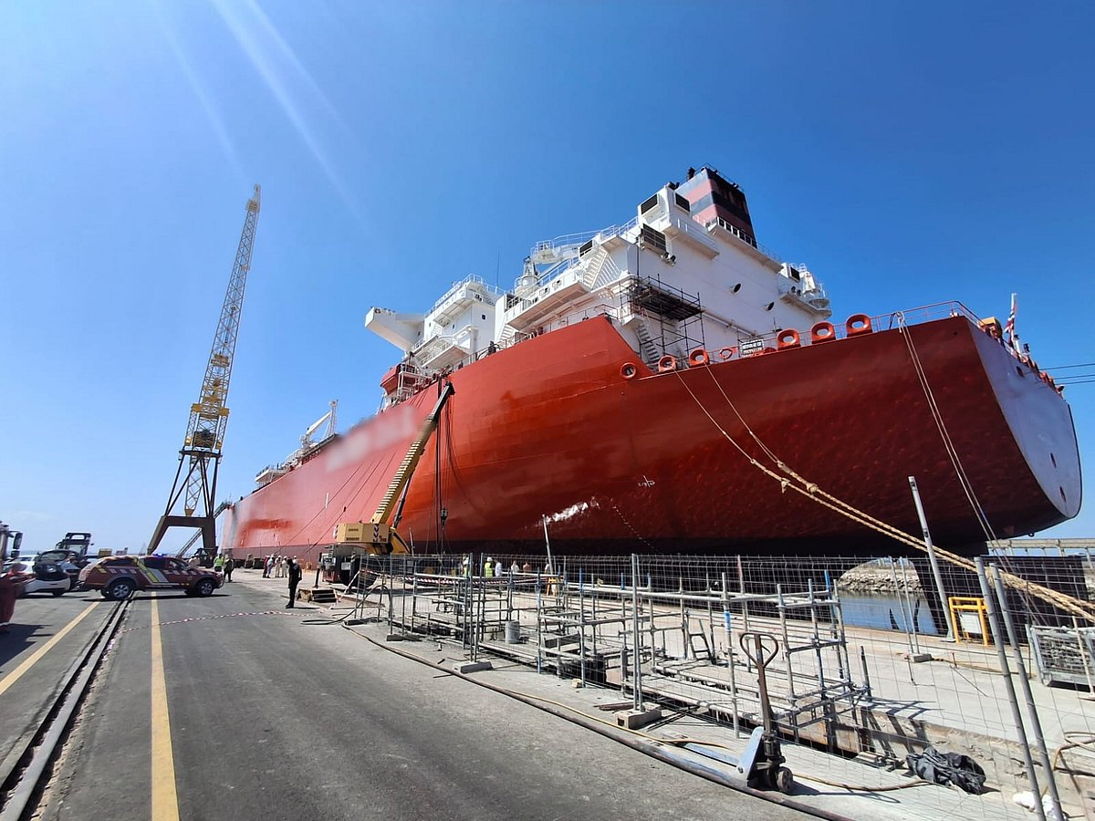 Setúbal: Professional diver reported missing during ship repairs at Lisnave