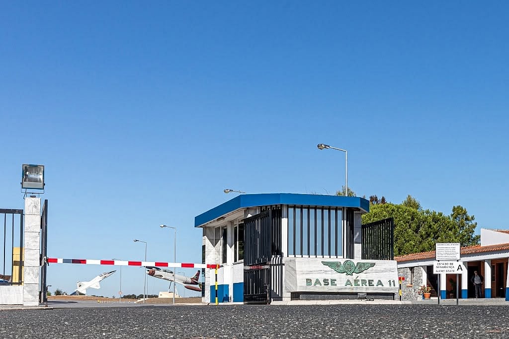 Government recognises public interest in future Super Tucano aircraft factory in Beja