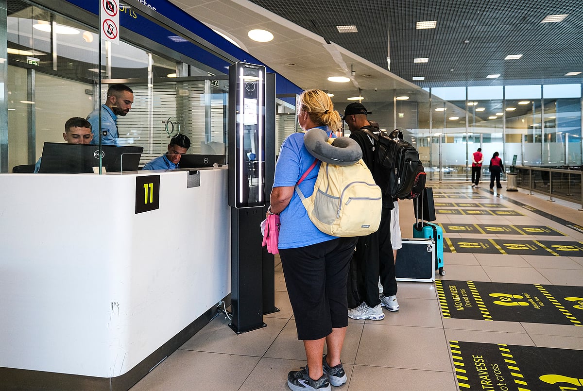 Goodbye passport stamps: Portugal implements 100% biometrics at airports
