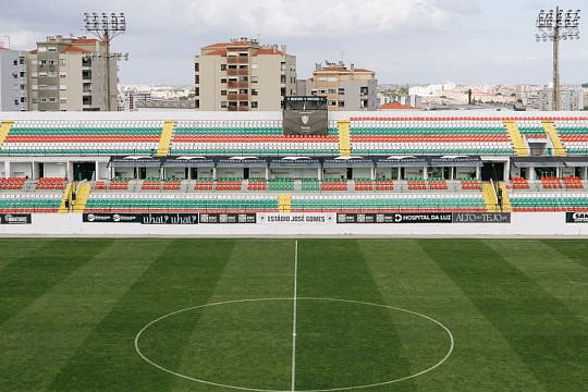 FPF confirma mudanças acionistas no Estrela da Amadora, Estoril Praia e ...