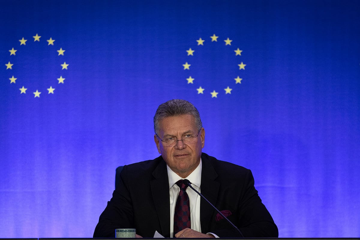 EU considers talks with China a first step toward rebalancing trade