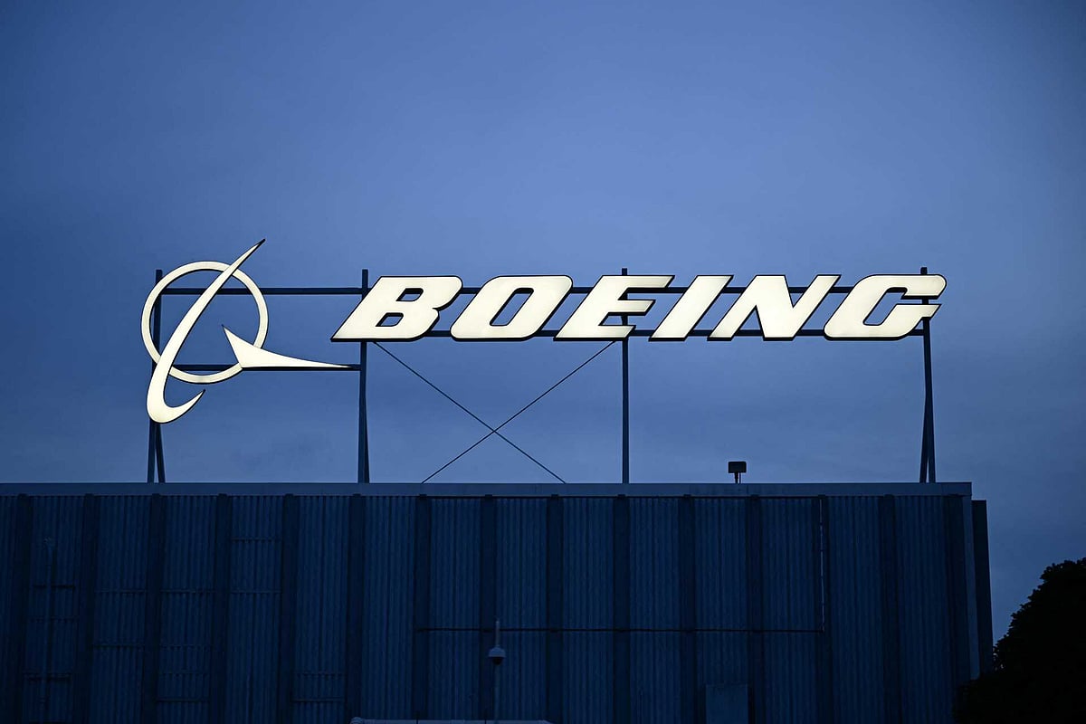 Boeing reduz prejuízo no 1.º semestre para 381 milhões
