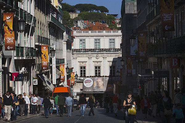 Criação de empresas em Portugal cai 4,2% até julho