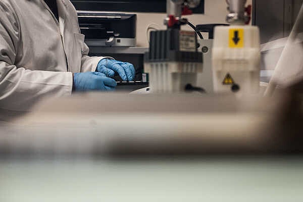 Blood technician arrested for embezzlement and corruption of substances