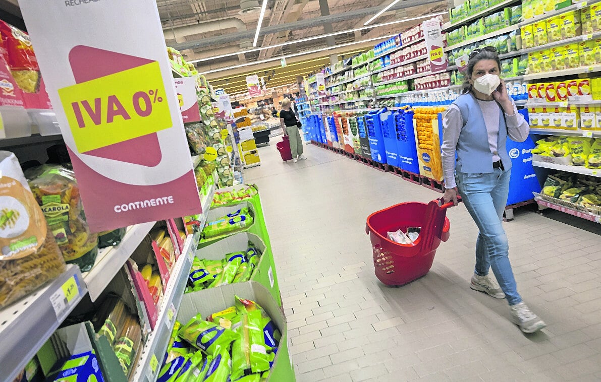 Chega proposes zero VAT on food, fuel tax cuts, and the end of tolls on the Tagus bridges