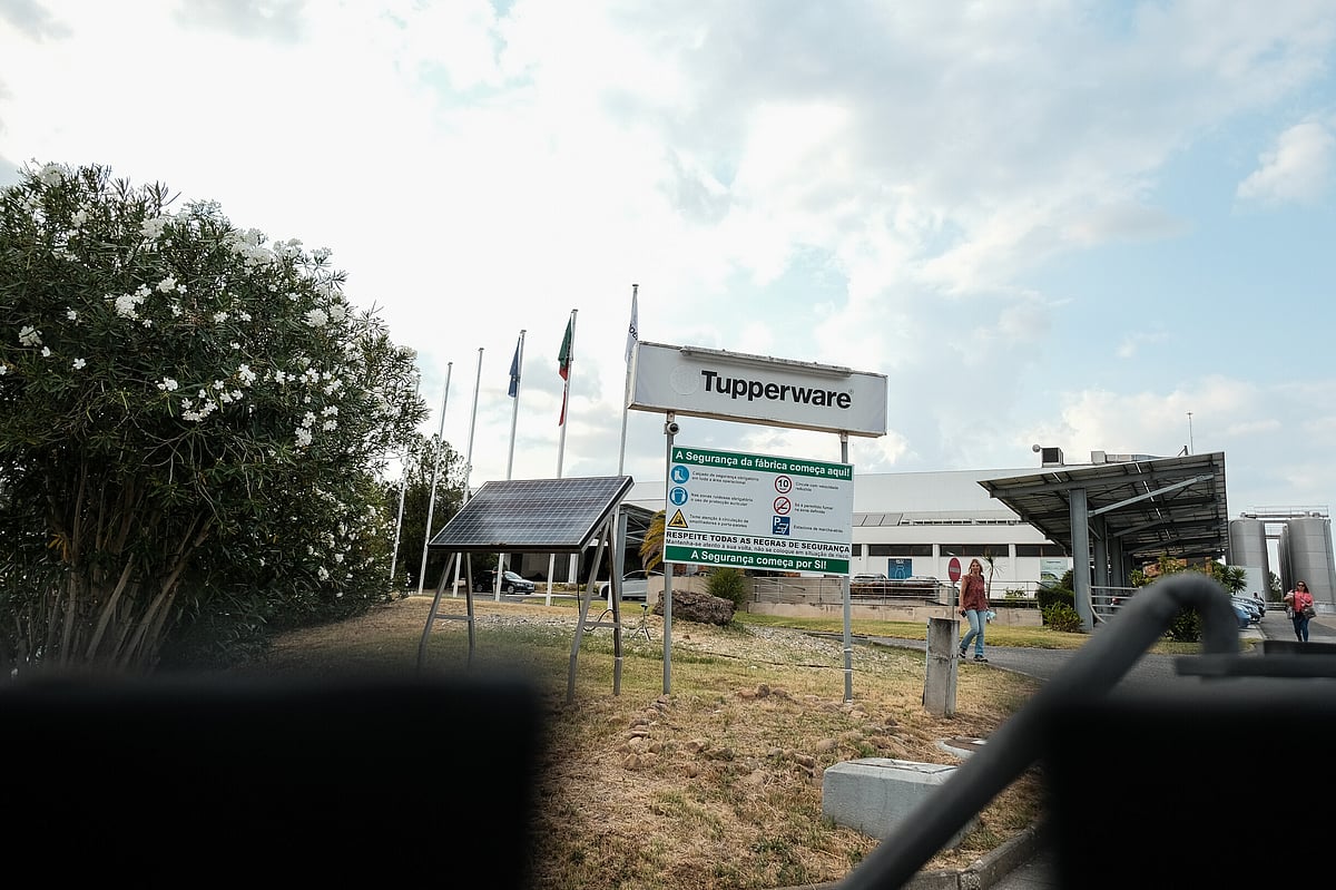 Fábrica da Tupperware fecha em Constância e deixa 200 trabalhadores no ...