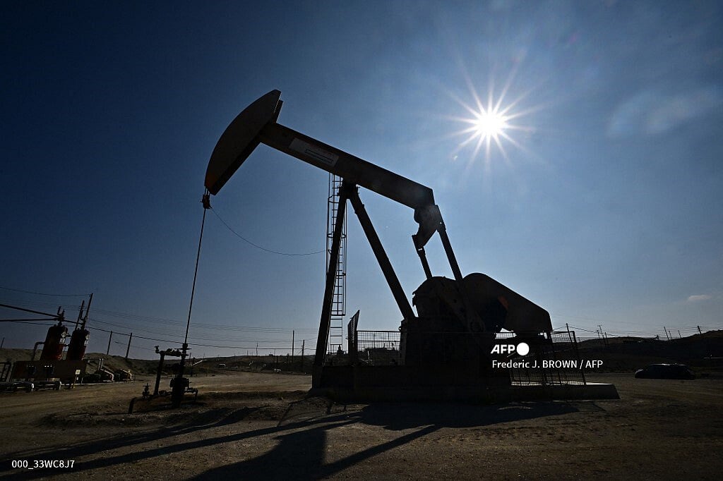 Produção venezuelana subiu para 1,2 milhões de barris/dia após captura de Maduro