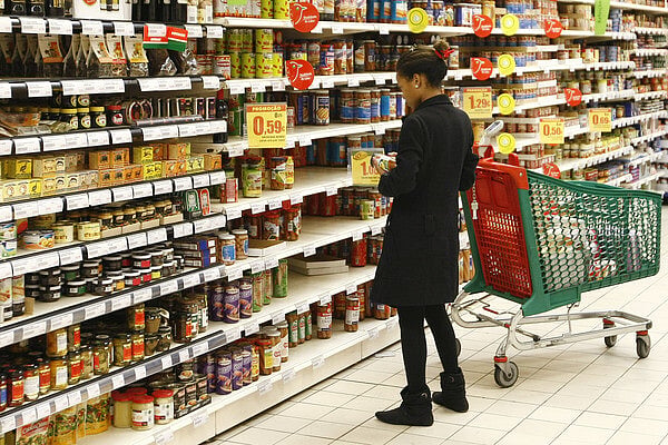 Food basket reaches new all-time high of 254.99 euros