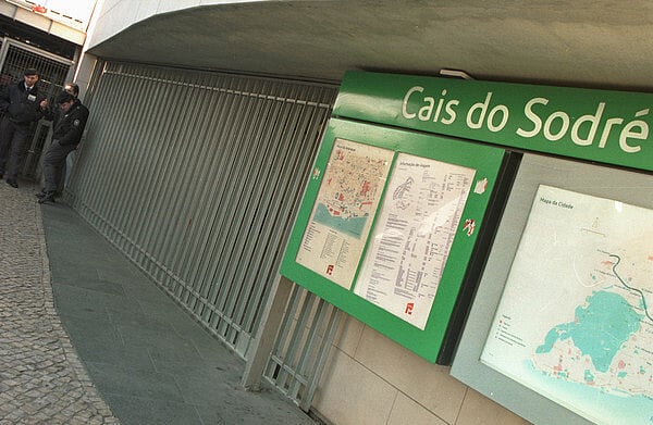 Estação de Metro do Cais do Sodré estará encerrada entre 8 e 26 de agosto