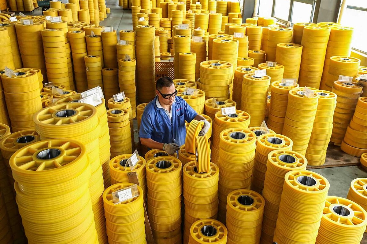 Industrial producer prices soar 4.9% in April due to energy price surge