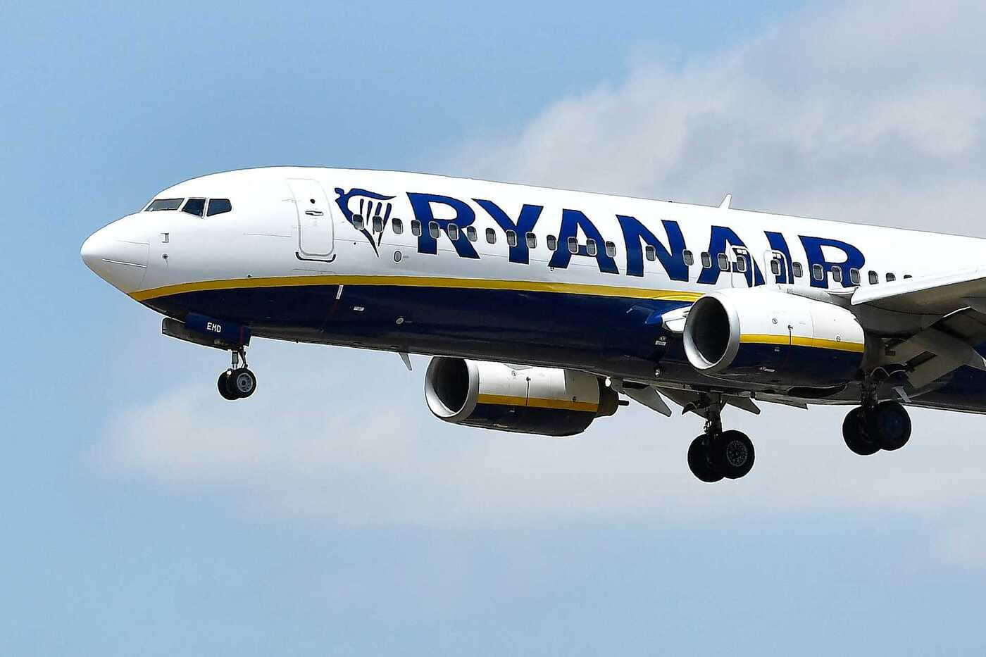 Local accommodation sector says Ryanair's exit from the Azores causes a 20% drop in summer bookings