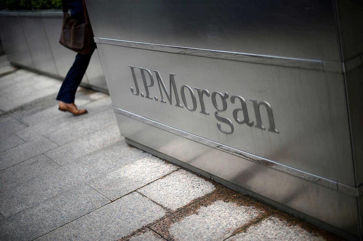 Lucros do JP Morgan sobem 27% no primeiro semestre para 33 mil milhões