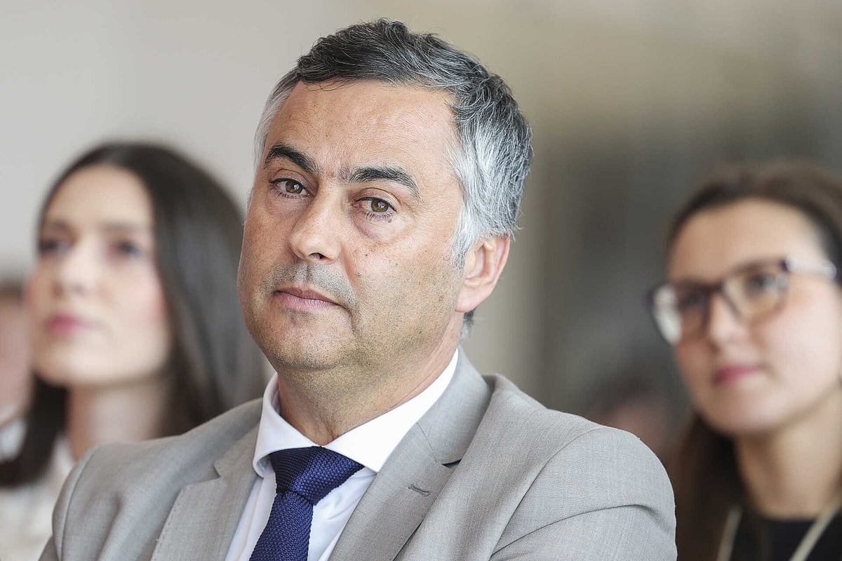 Government creates working group to prevent activities deemed "contrary to values" in schools