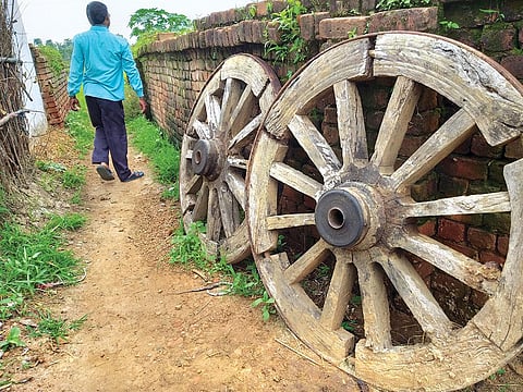 पहला पेशा, अंतिम मौका