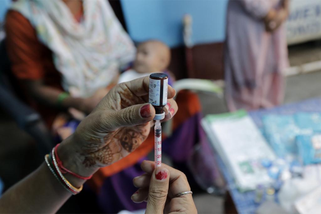 भविष्य में वैक्सीन के प्रभाव को कम कर सकती है बच्चों में आयरन की कमी