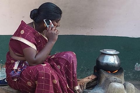 ग्रामीण भारत में स्वच्छ ईंधन अपनाने की गति क्यों है धीमी : अध्ययन