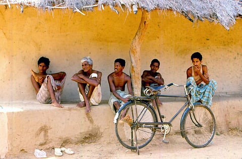 बड़े पैमाने पर विस्थापन को बढ़ा रहा है वैश्विक तापमान