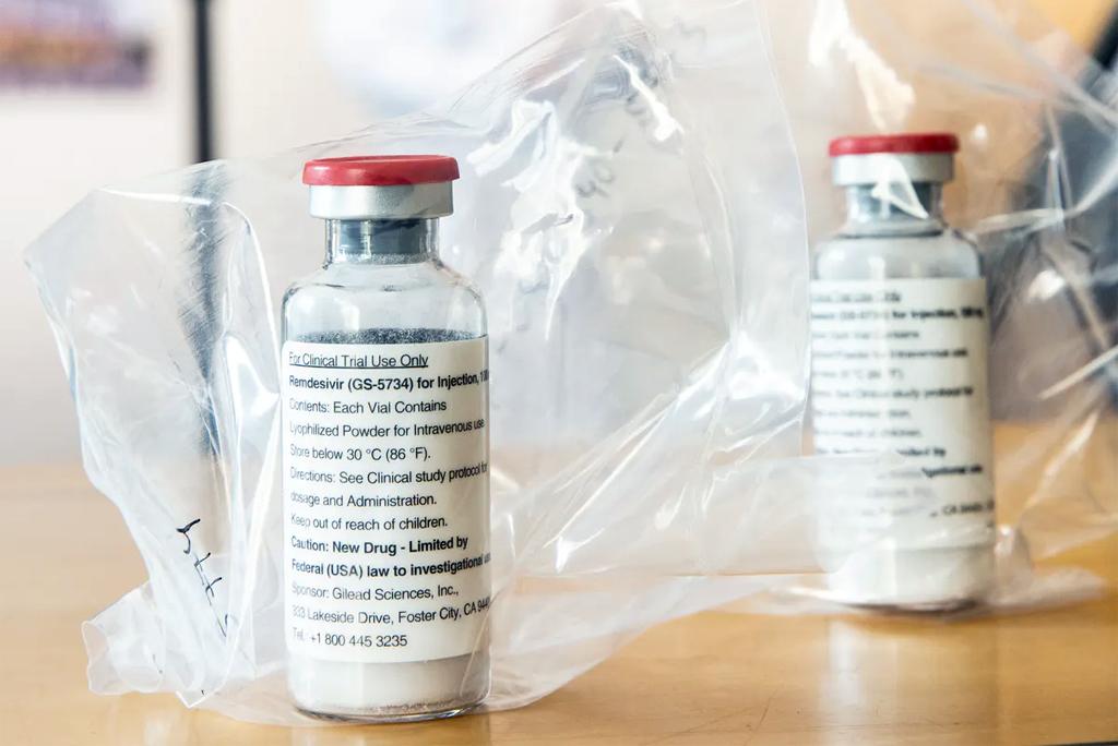 क्या बड़ी फार्मा कंपनियों से टकराने से बचना चाहती है भारत सरकार? 