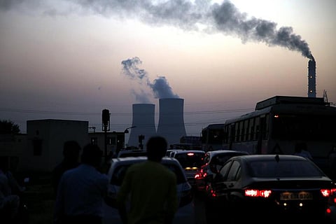 क्या विश्व में घटती प्रजनन दर के लिए जीवाश्म ईंधन के कारण होने वाला प्रदूषण भी है जिम्मेवार