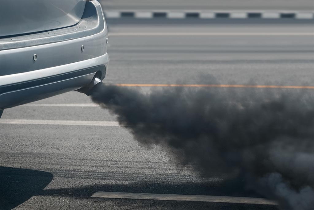 भारत के आठ बड़े शहरों में 2005 से 2018 के बीच वायु-प्रदूषण से एक लाख असामयिक मौतें