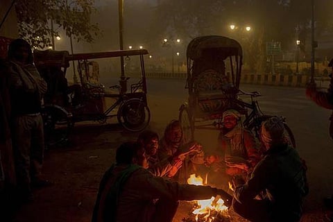मौसम अपडेट: उत्तर भारत में शीतलहर ने बढ़ाई ठिठुरन, दक्षिण के इन हिस्सों में होगी बारिश